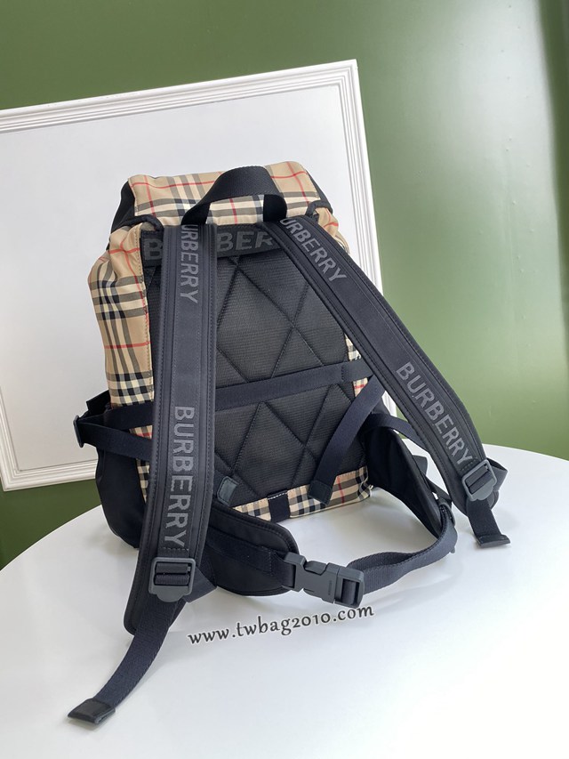 Burberry專門店新款雙肩包 巴寶莉Vintage復古格紋尼龍男士後背包 yxb1174